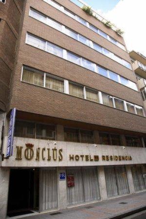 Monclus Hotel Паленсия Екстериор снимка