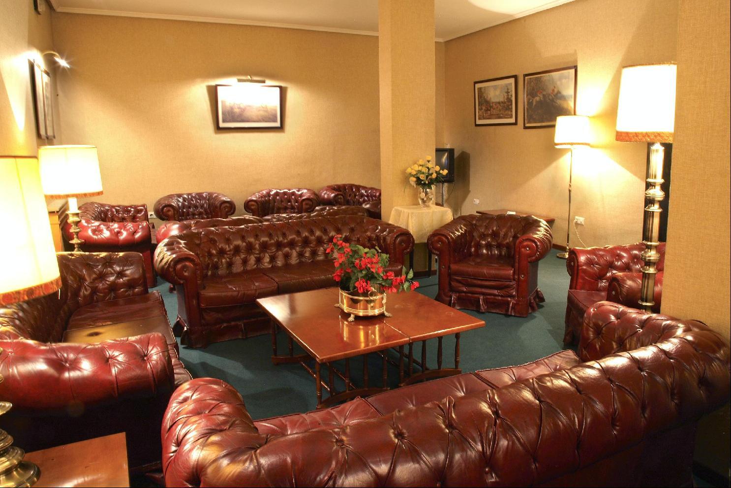 Monclus Hotel Паленсия Екстериор снимка