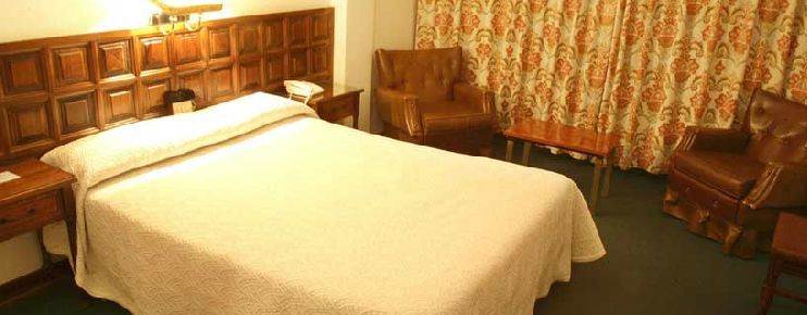 Monclus Hotel Паленсия Екстериор снимка